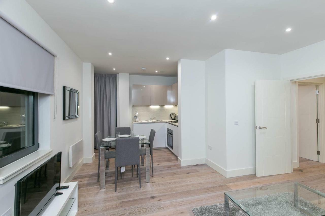 Harmondsworth Deluxe Apartments By Heathrow מראה חיצוני תמונה