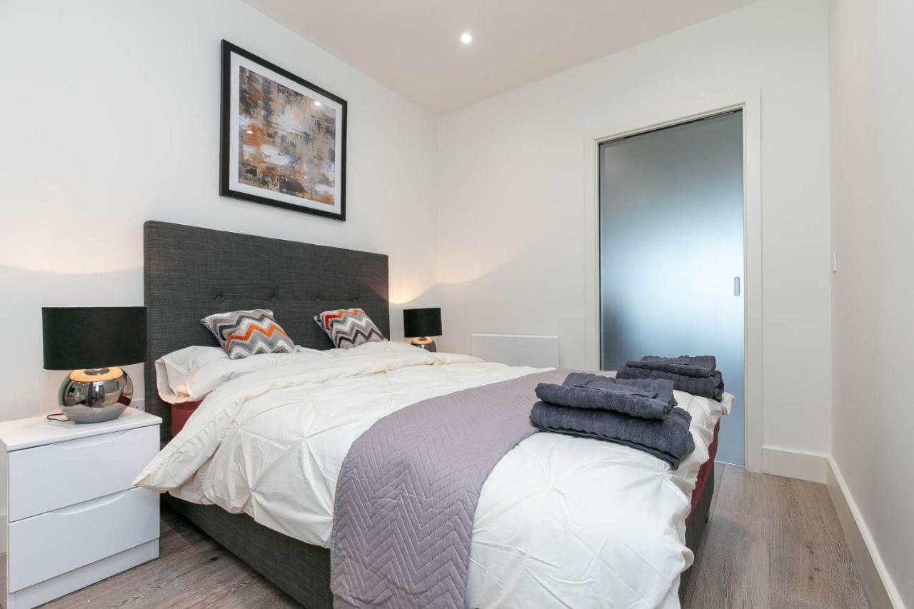 Harmondsworth Deluxe Apartments By Heathrow מראה חיצוני תמונה