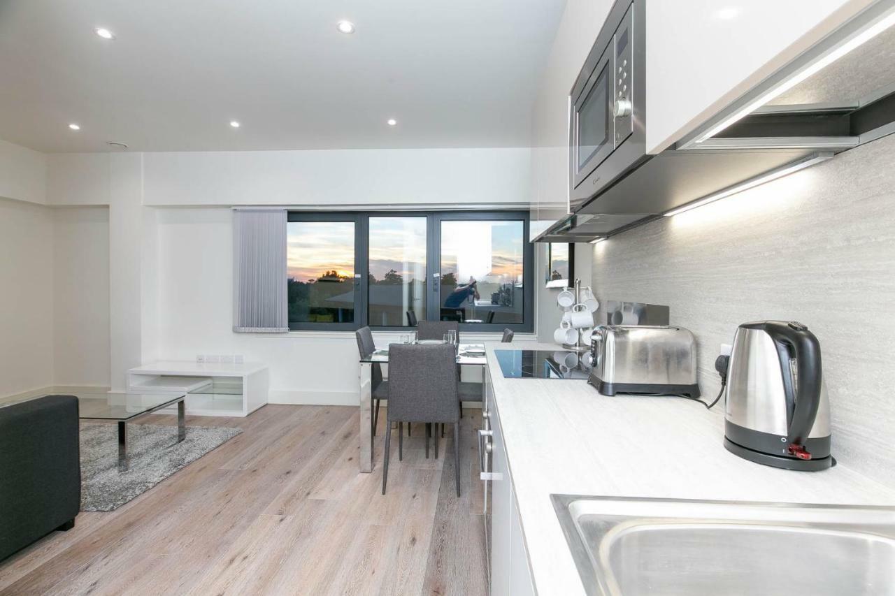 Harmondsworth Deluxe Apartments By Heathrow מראה חיצוני תמונה