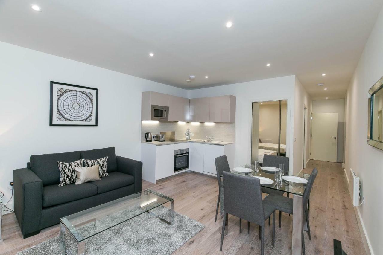 Harmondsworth Deluxe Apartments By Heathrow מראה חיצוני תמונה