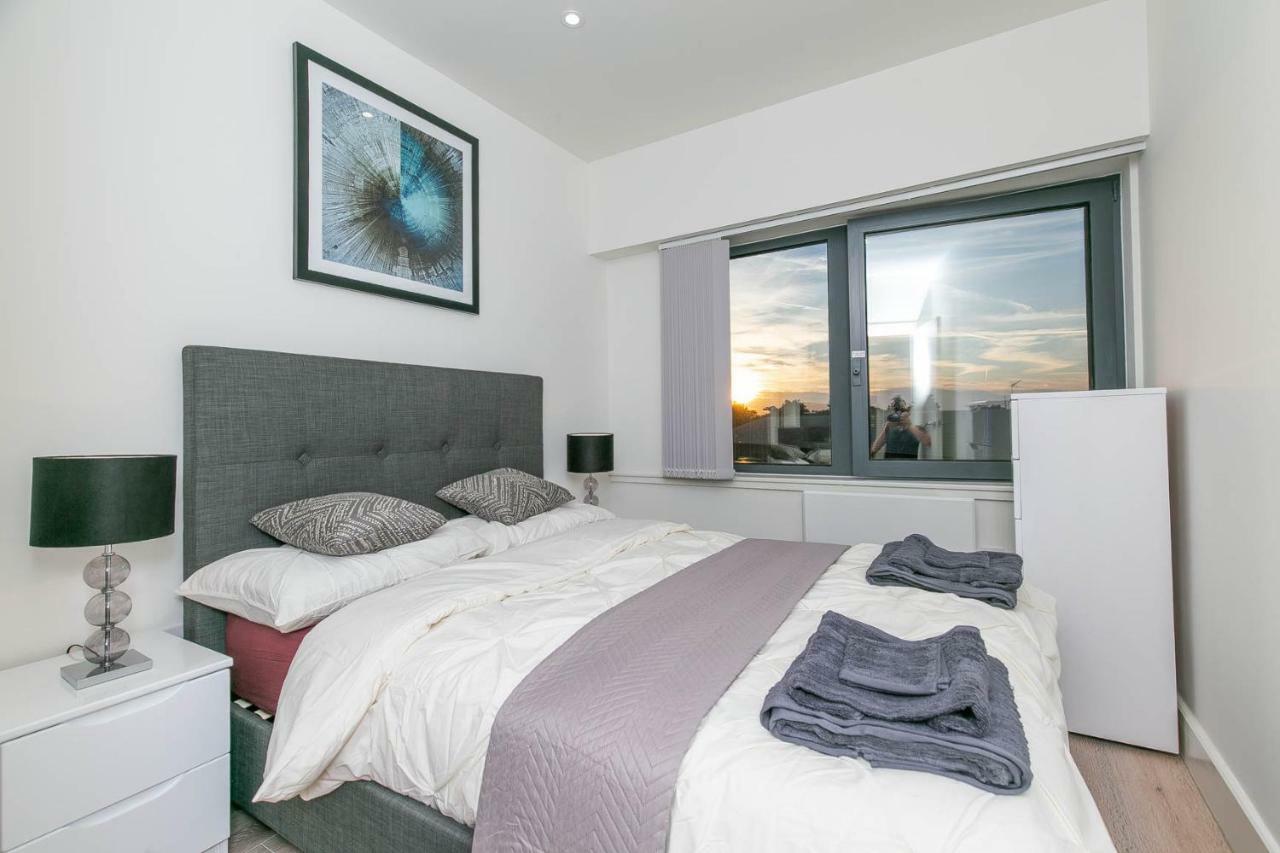 Harmondsworth Deluxe Apartments By Heathrow מראה חיצוני תמונה